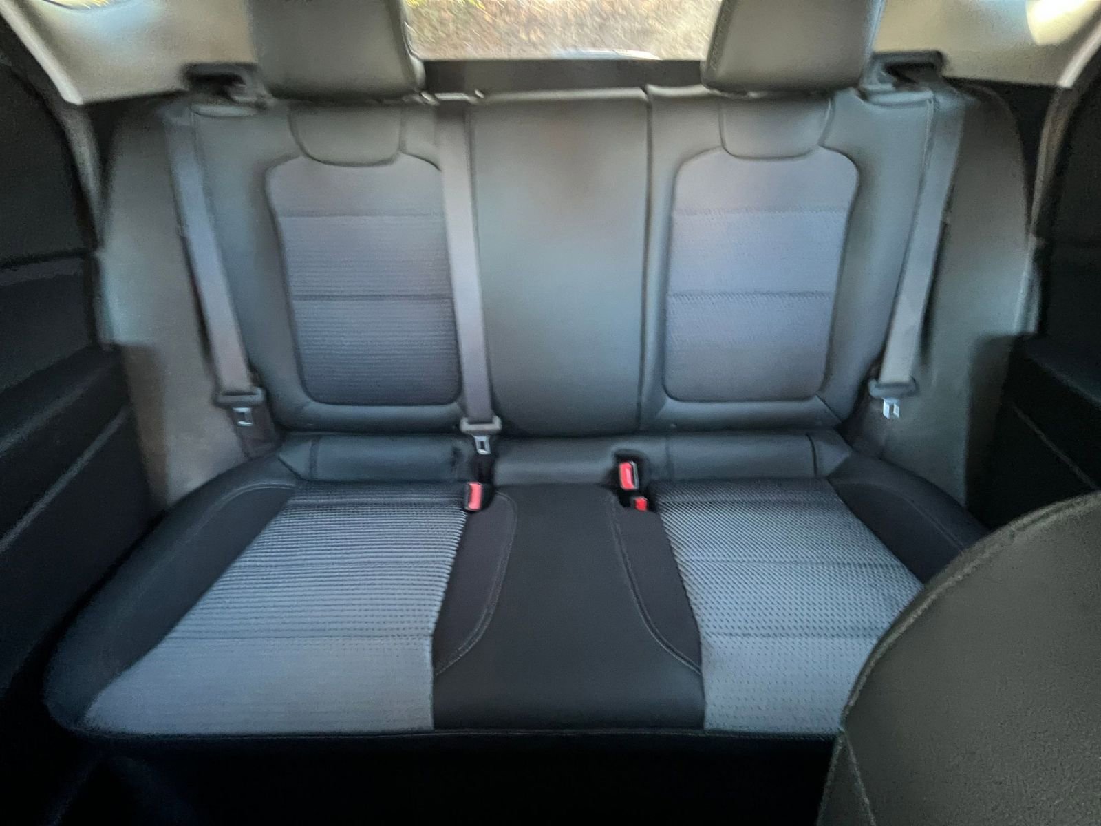 Used 2025 Chevrolet Trax LT image 36