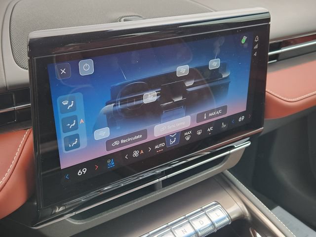 Used 2024 Lincoln Nautilus Black Label AWD/4WD image 16