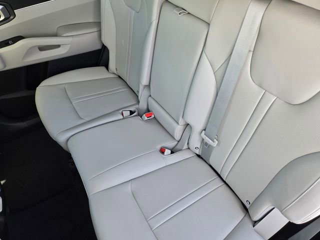 New 2026 Kia Sorento S image 24