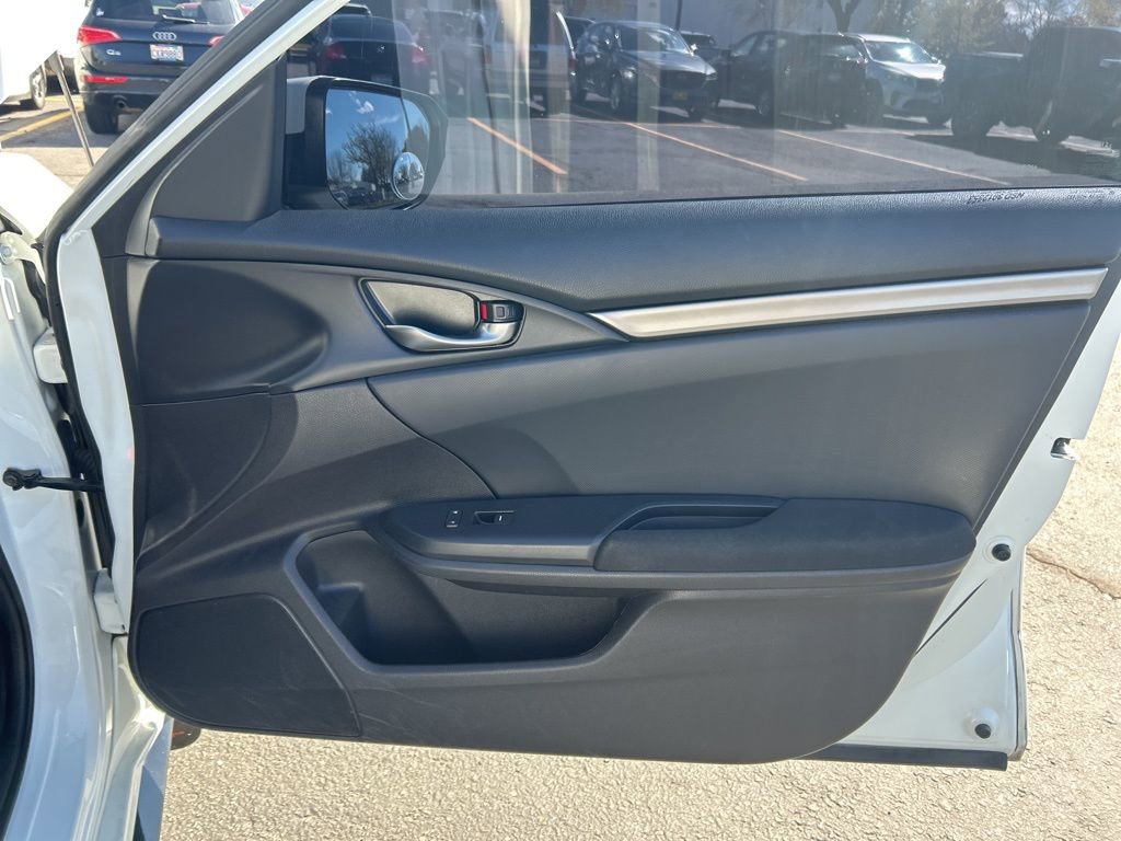 Used 2019 Honda Civic Sport image 14