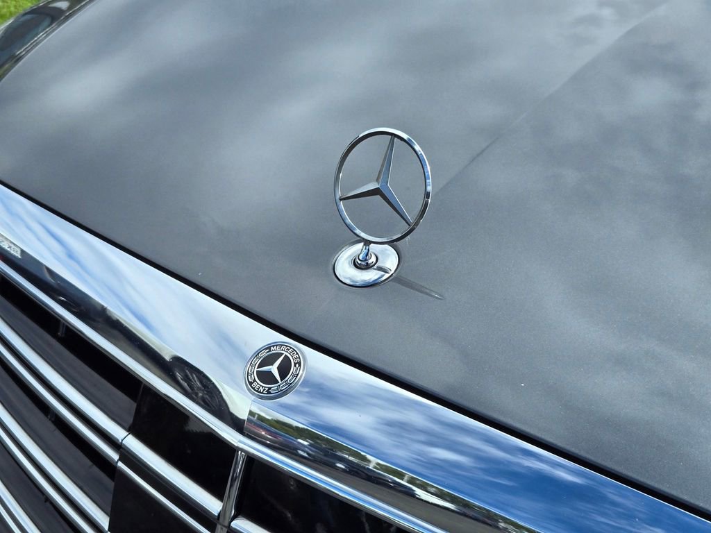 Used 2019 Mercedes-Benz S 560 Sedan image 10