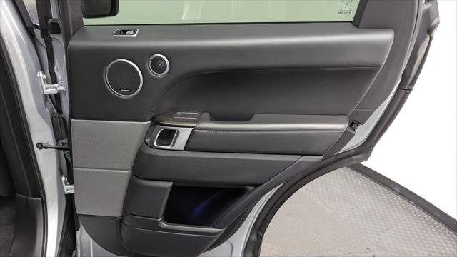 Used 2019 Land Rover Range Rover Sport HSE Dynamic AWD/4WD image 18