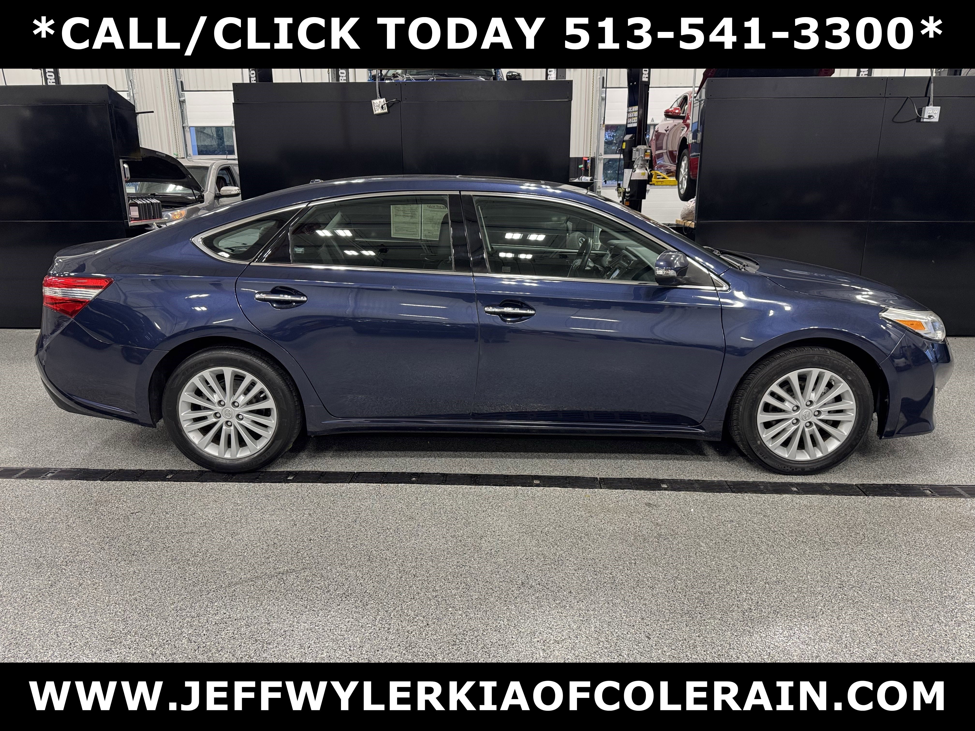 Used 2015 Toyota Avalon XLE Touring image 2
