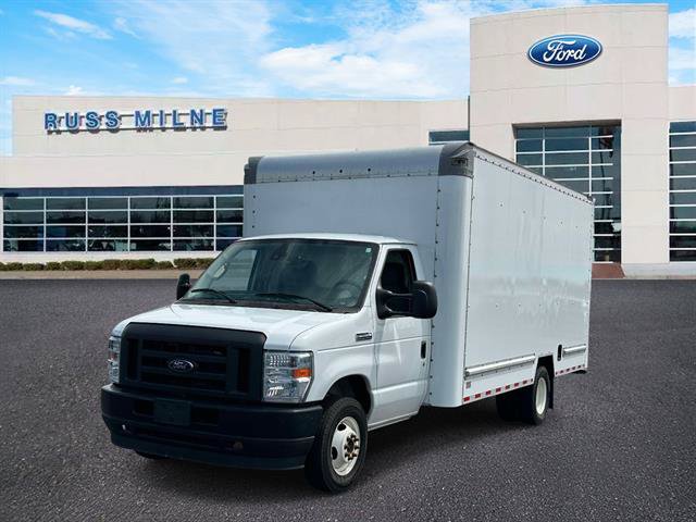 Used 2024 Ford E-350 and Econoline 350 Super Duty w/ Driver's Safety Package RWD image 6