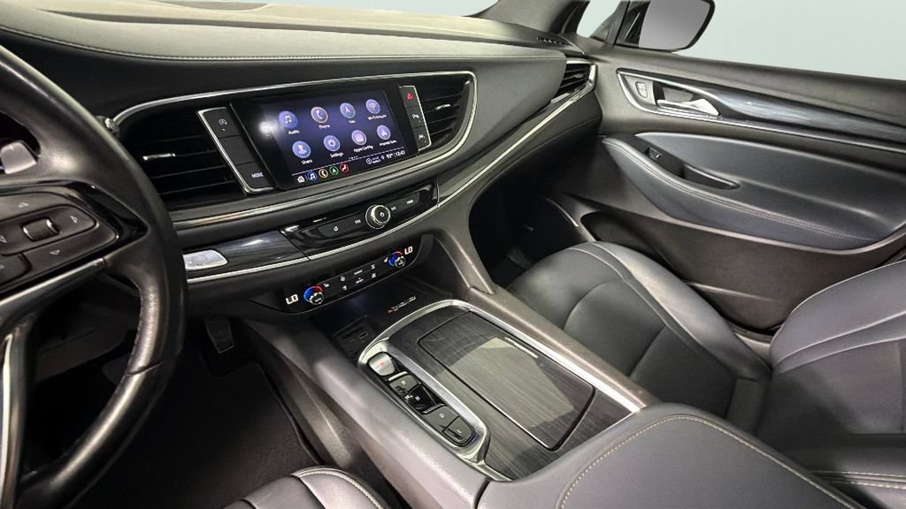 Certified 2022 Buick Enclave Essence w/ Experience Buick Package FWD image 19