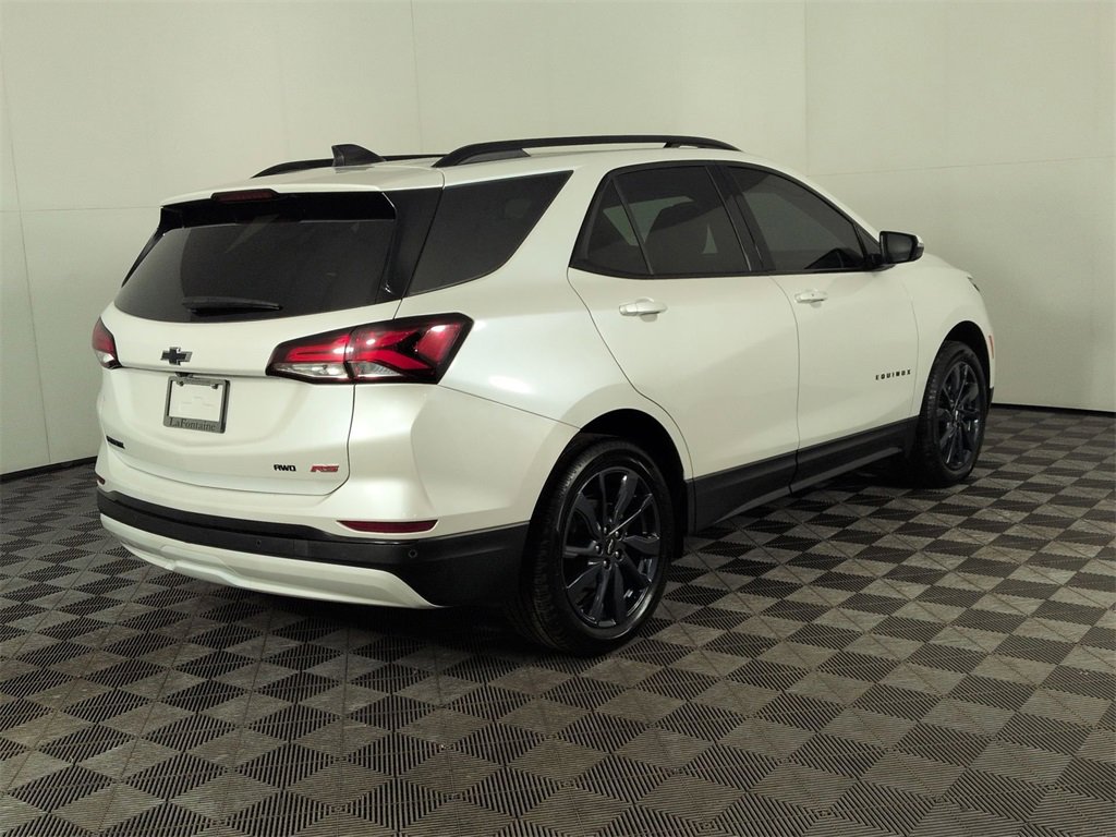 Certified 2024 Chevrolet Equinox RS w/ RS Leather Package image 8