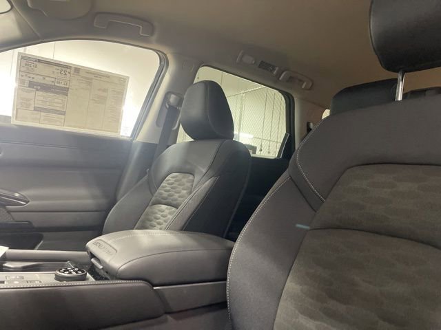 New 2026 Nissan Pathfinder SV image 11