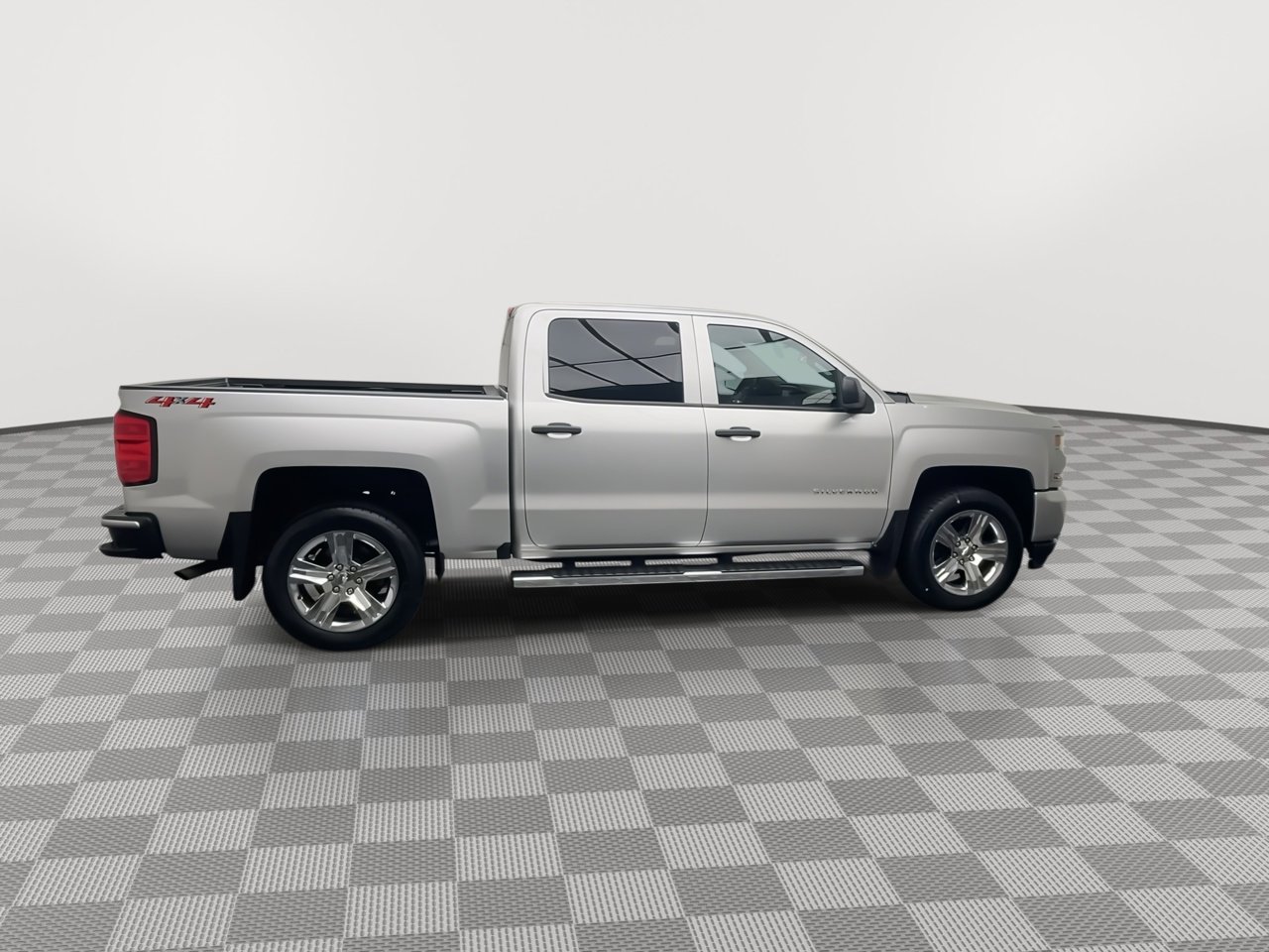 Used 2018 Chevrolet Silverado 1500 Custom w/ Custom Value Package image 33