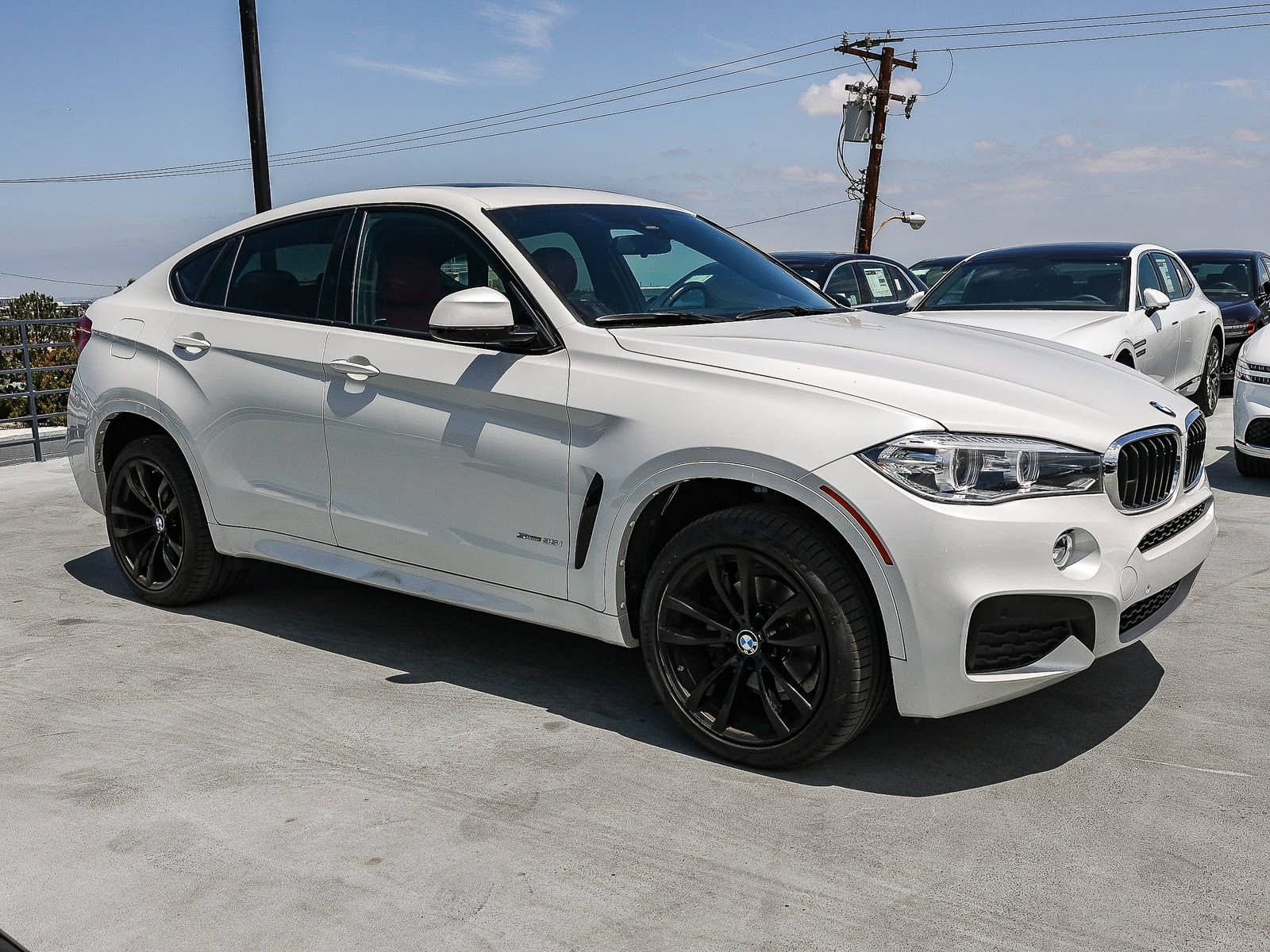 Used 2019 BMW X6 sDrive35i w/ M Sport Package RWD image 3