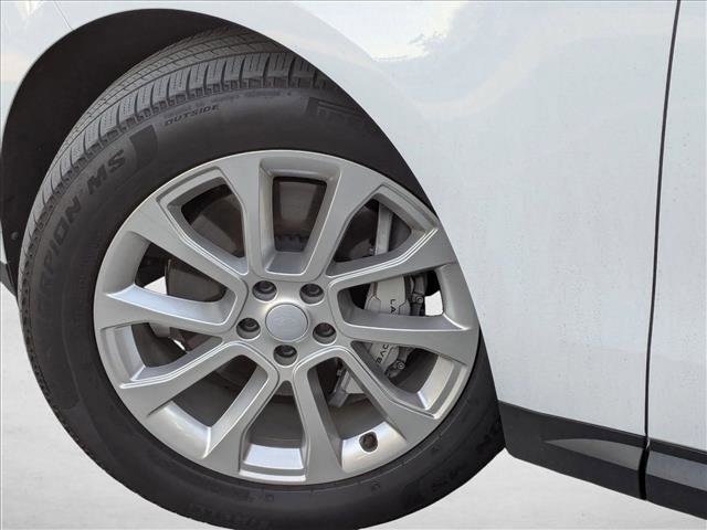 Used 2025 Land Rover Range Rover Sport image 10