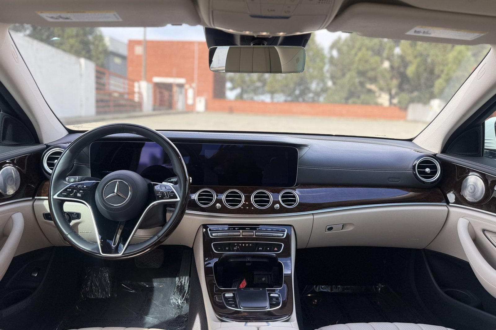Certified 2022 Mercedes-Benz E 450 4MATIC Sedan image 5
