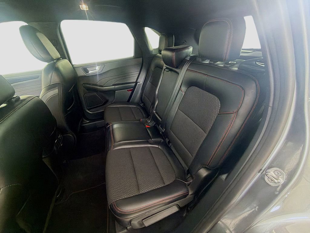 Used 2023 Ford Escape ST-Line w/ Tech Pack #1 AWD/4WD image 23