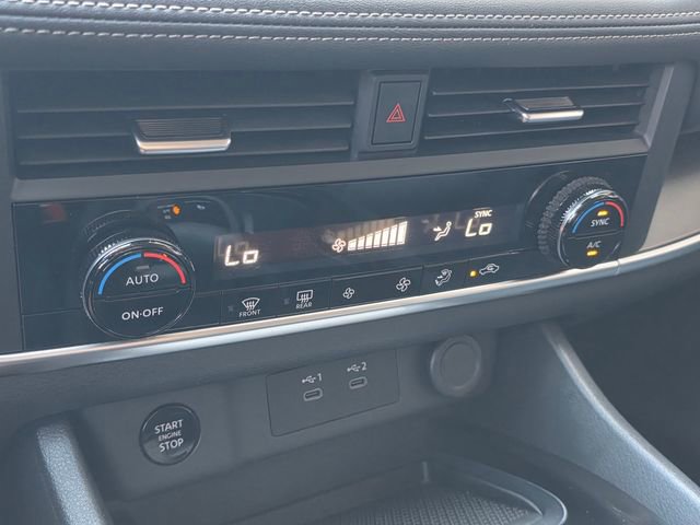 Used 2024 Nissan Rogue SV image 20