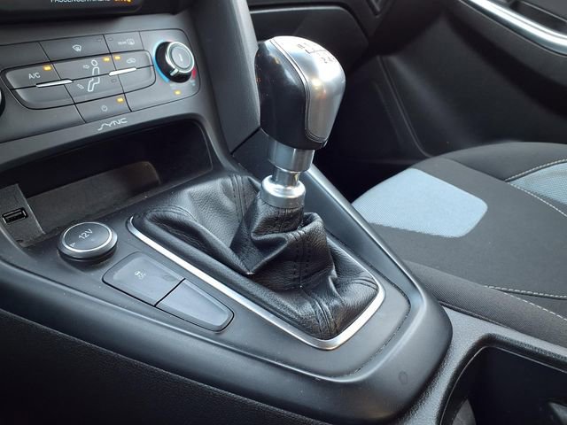 Used 2016 Ford Focus ST image 17