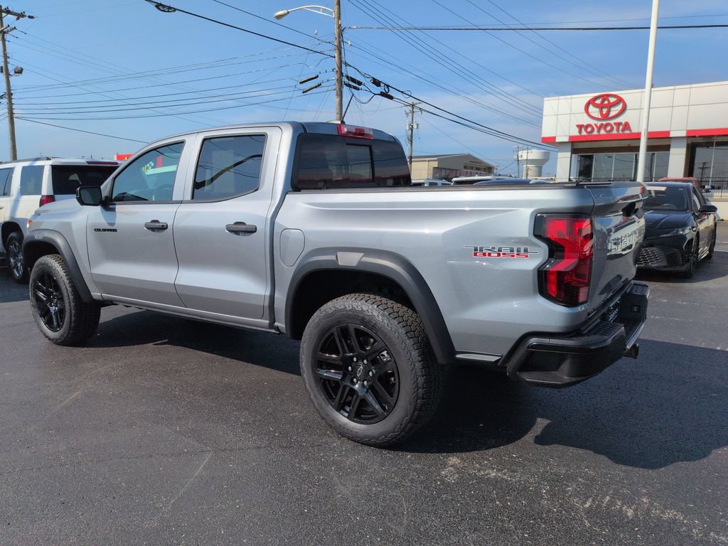 Used 2024 Chevrolet Colorado Trail Boss w/ Technology Package AWD/4WD image 3