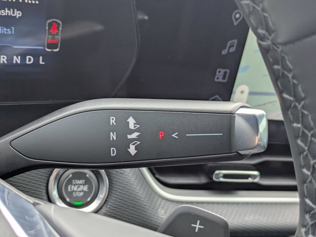 New 2026 Chevrolet Equinox LT w/ Safety and Technology Package FWD image 21