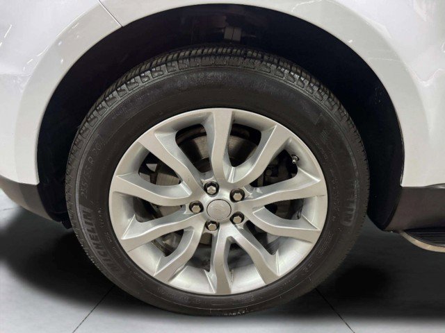 Used 2017 Land Rover Range Rover Sport HSE image 43