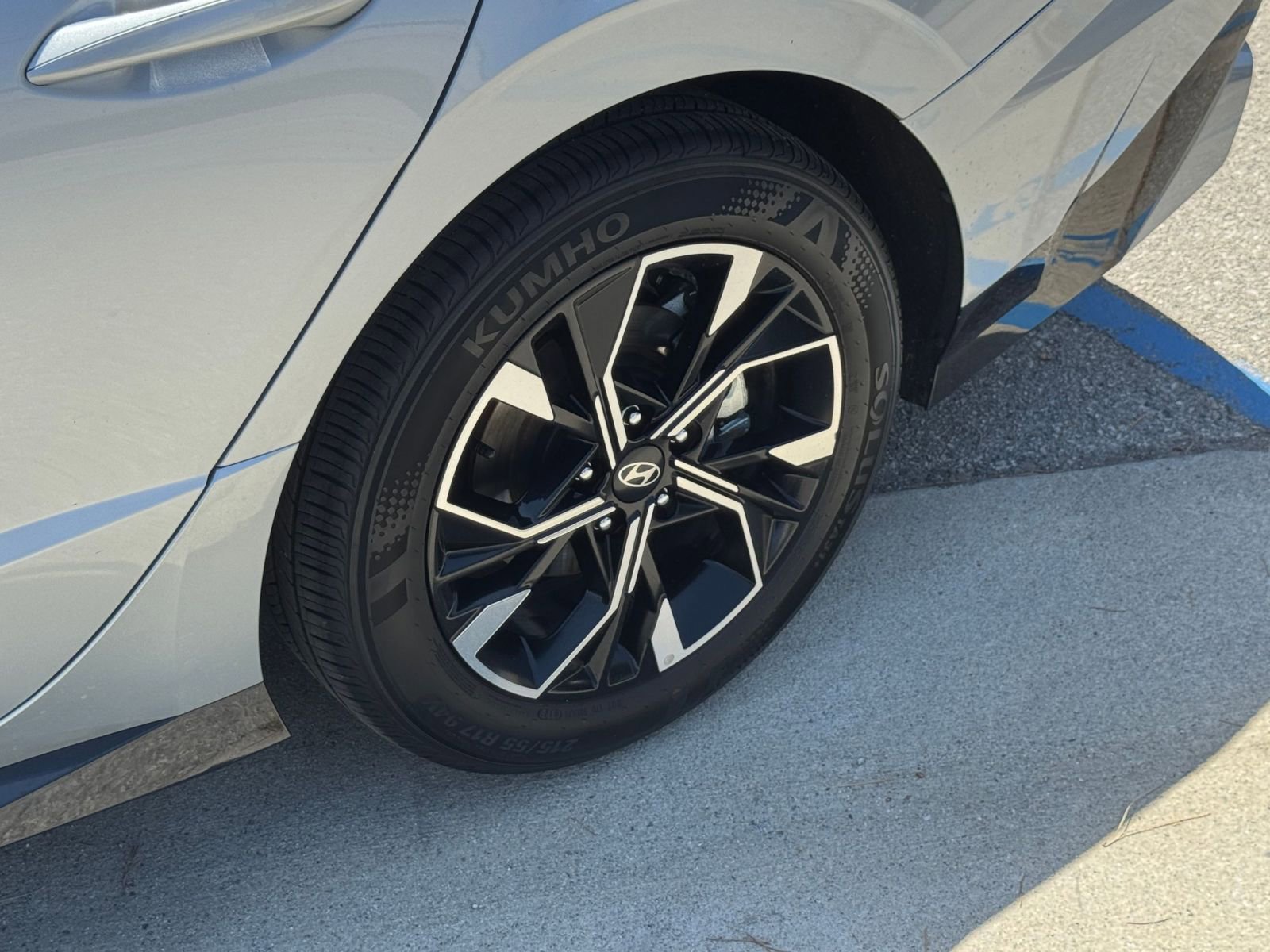 Used 2025 Hyundai Sonata SEL FWD image 31