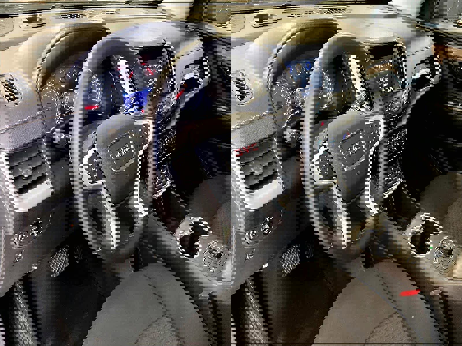 Used 2021 GMC Terrain SLE w/ Driver Convenience Package image 8