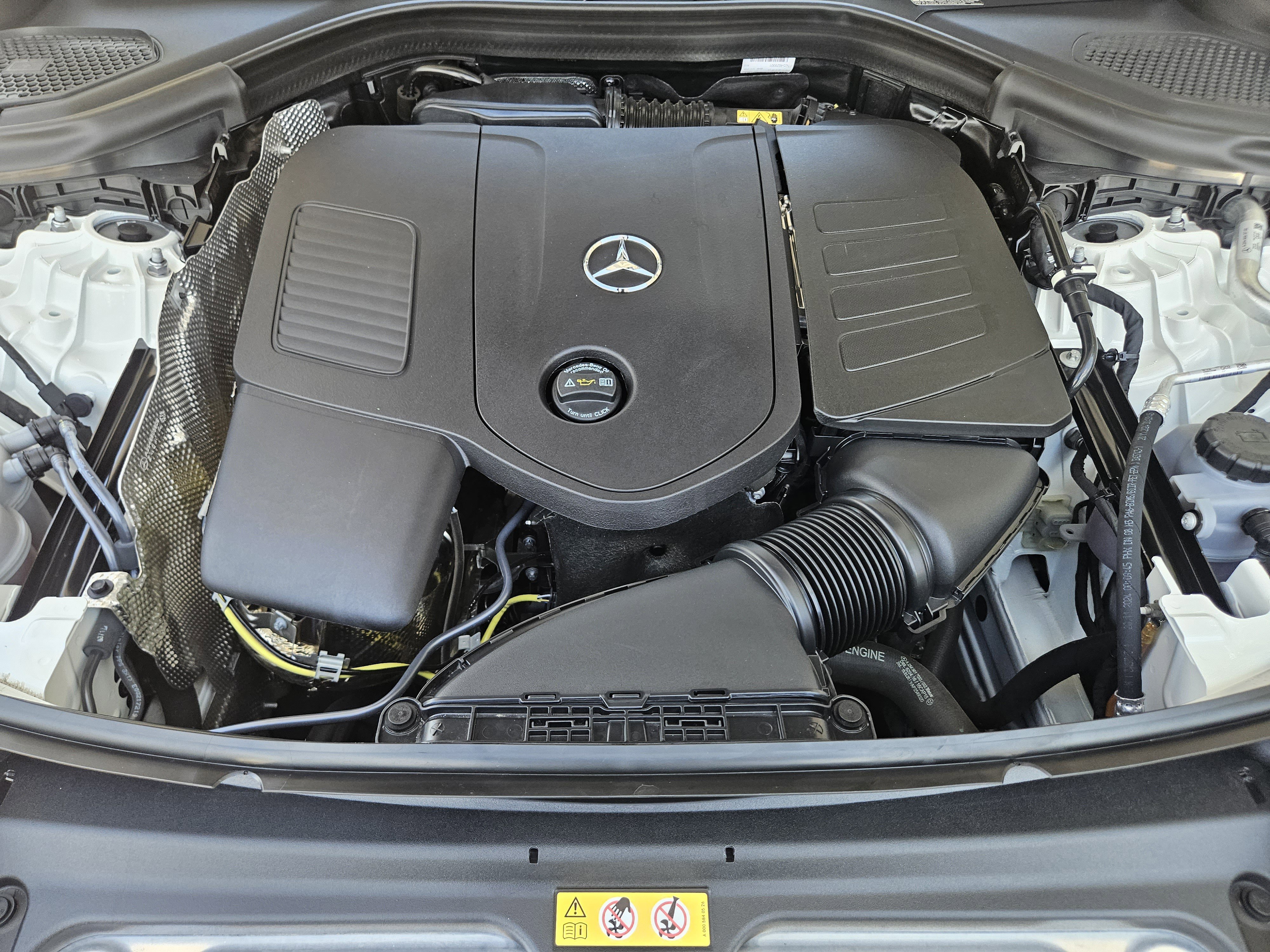 Certified 2025 Mercedes-Benz GLC 300 4MATIC image 7