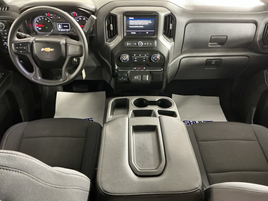 Used 2020 Chevrolet Silverado 1500 Custom w/ Custom Max Trailering Package AWD/4WD image 27