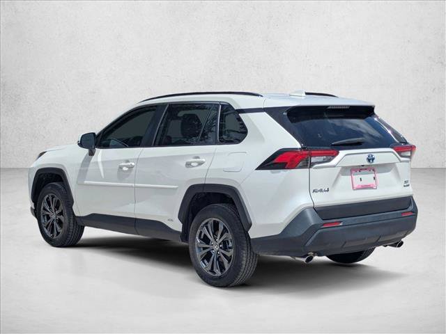 Used 2022 Toyota RAV4 XLE Premium AWD/4WD image 8