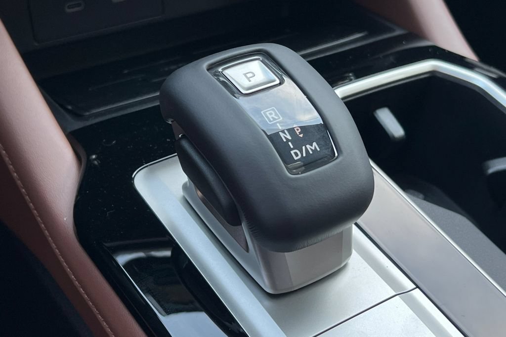 New 2026 Mitsubishi Outlander SEL FWD image 23