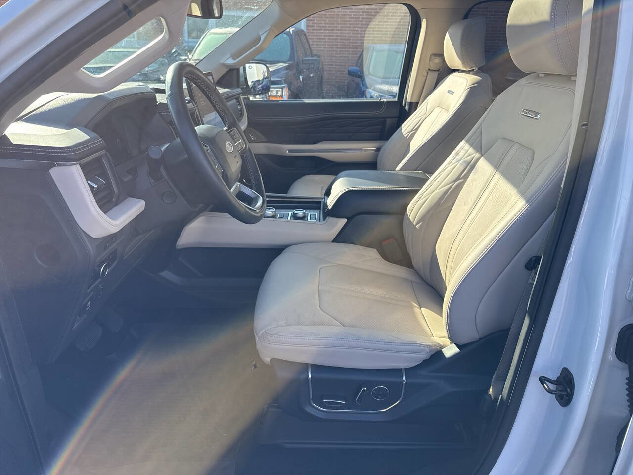 Certified 2024 Ford Expedition Max Platinum AWD/4WD image 27