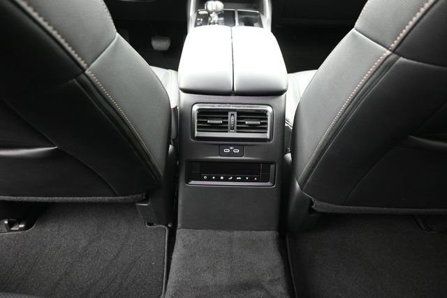Certified 2024 MAZDA CX-90 3.3 Turbo w/ Preferred Package AWD/4WD image 18