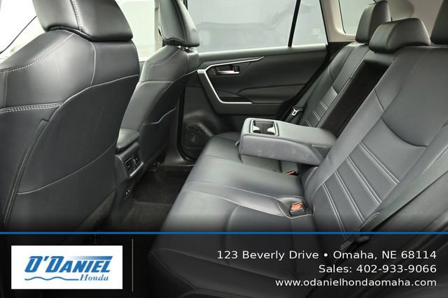 Used 2020 Toyota RAV4 XLE Premium AWD/4WD image 34