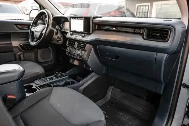 Used 2024 Ford Maverick XL image 18