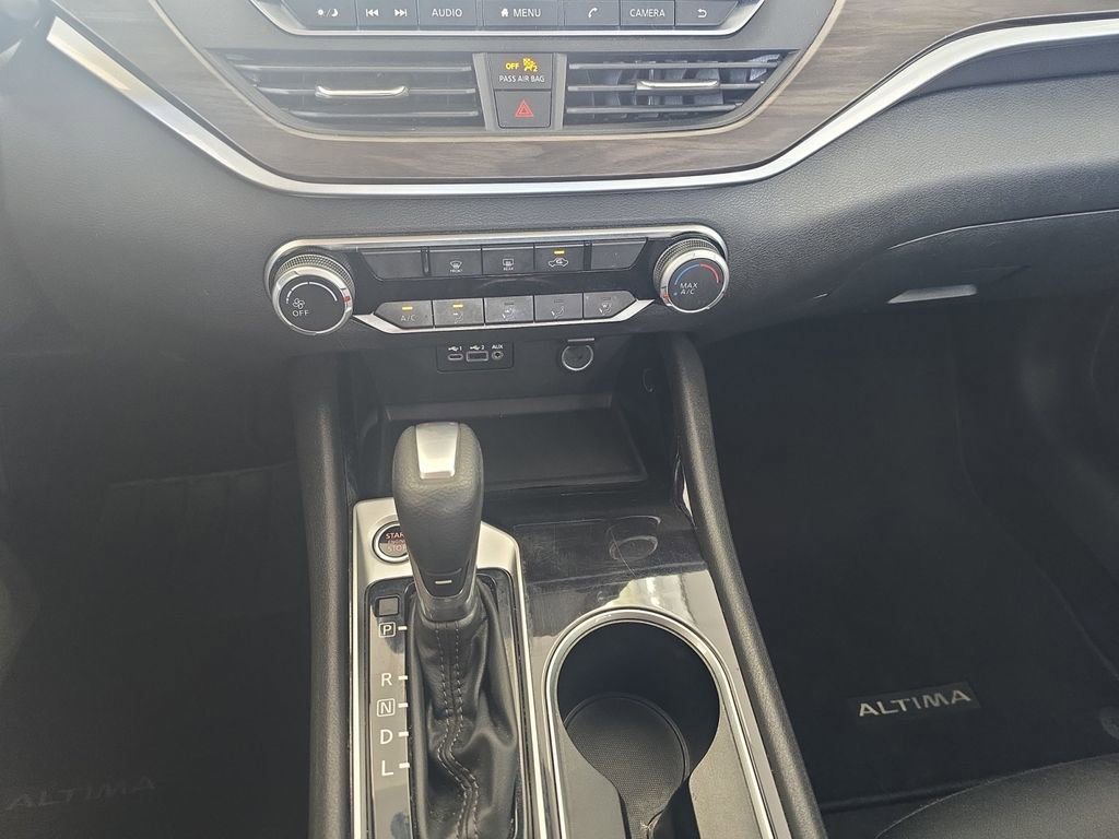 Used 2024 Nissan Altima 2.5 SV image 15