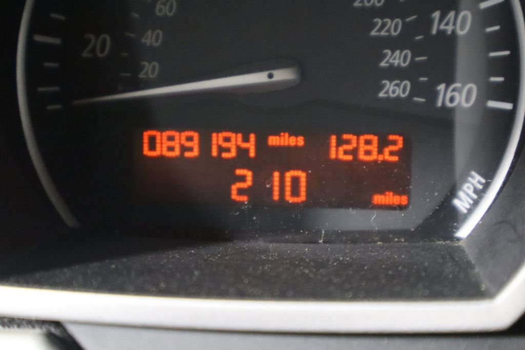 Used 2006 BMW Z4 3.0si image 22