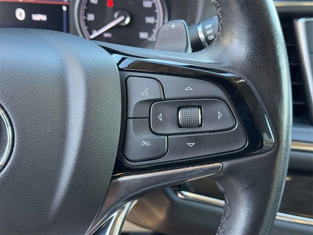 Used 2023 Buick Enclave Essence w/ Experience Buick Package image 11