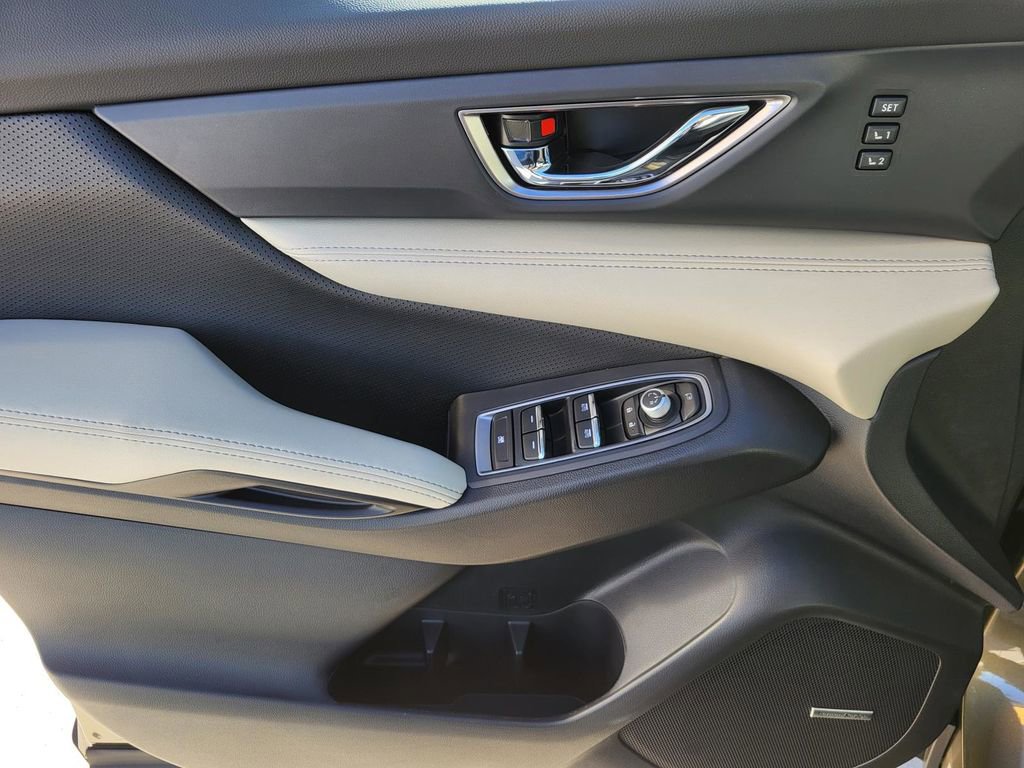 New 2026 Subaru Ascent Limited image 6