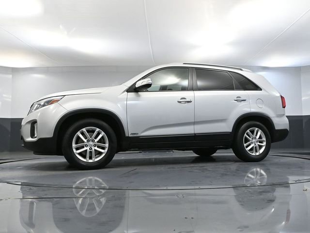Used 2015 Kia Sorento LX image 50