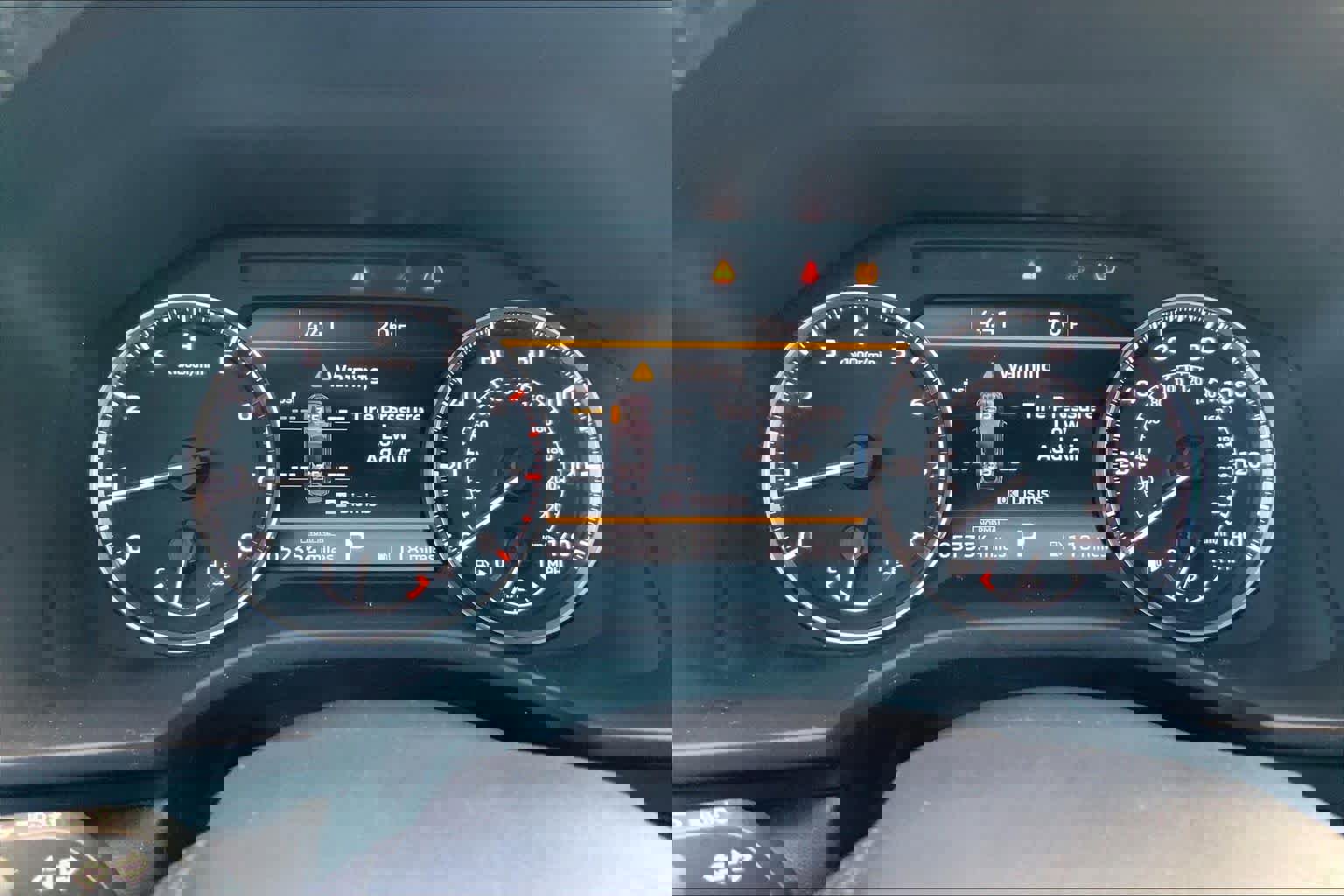 Used 2023 Mitsubishi Outlander SE image 25