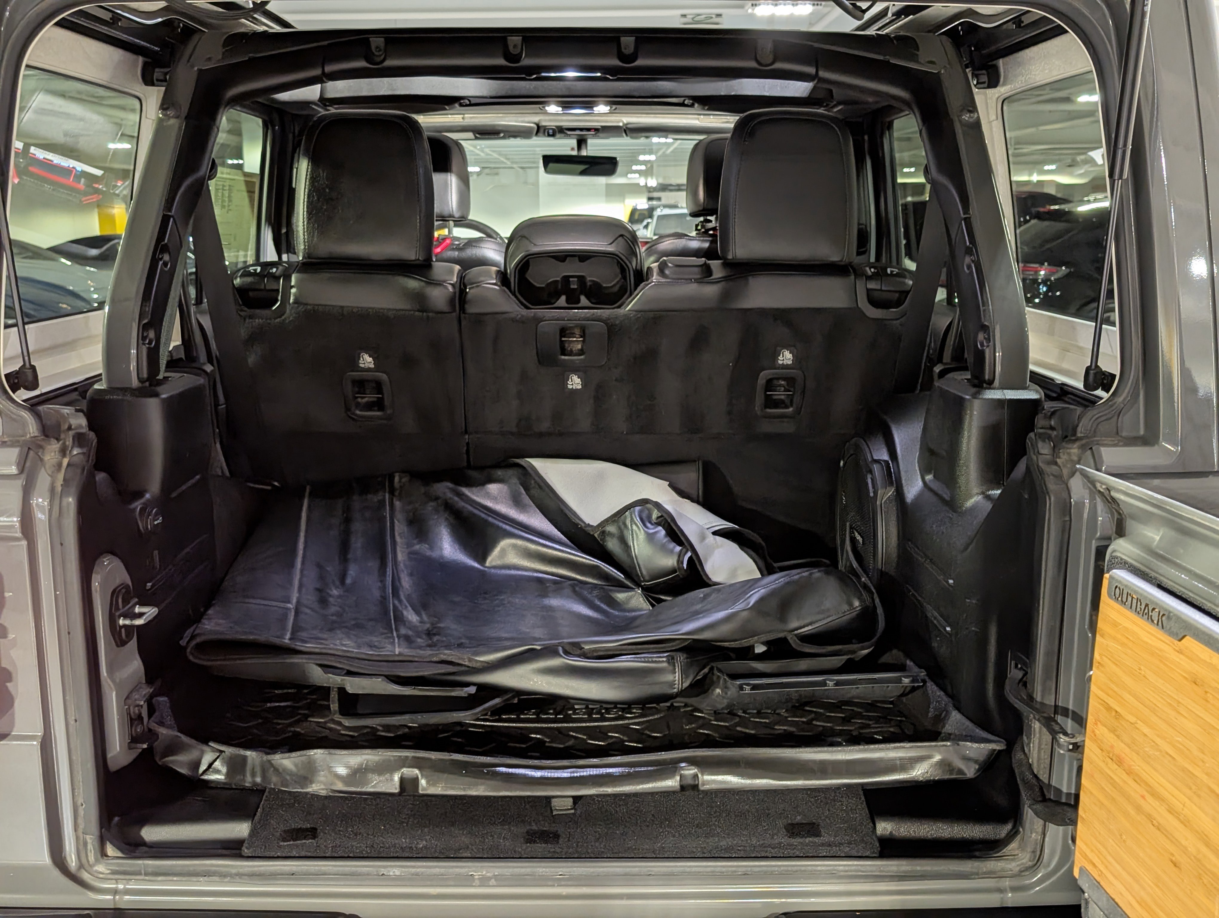 Used 2020 Jeep Wrangler Unlimited Rubicon image 24