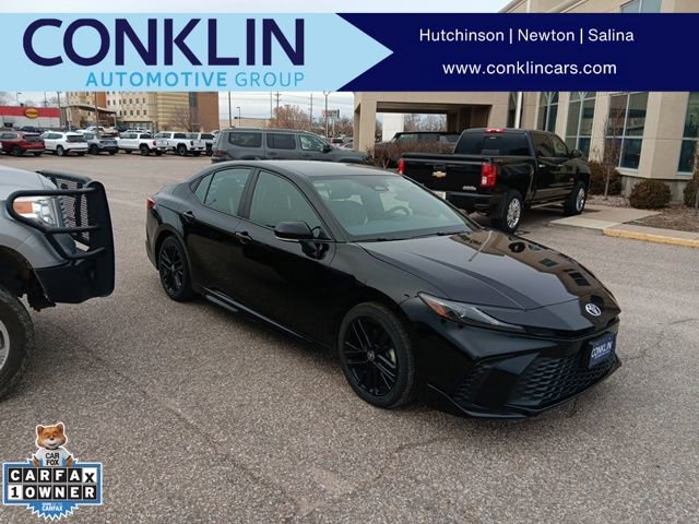 Used 2025 Toyota Camry SE