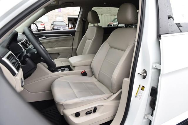 Certified 2022 Volkswagen Atlas SE w/ Panoramic Sunroof Package image 19