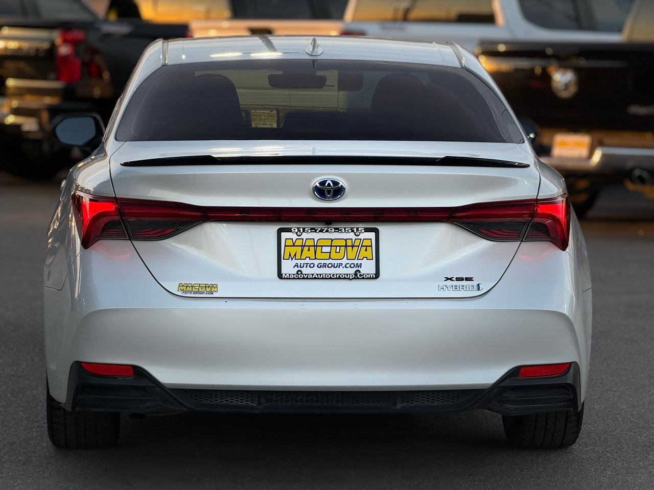 Used 2021 Toyota Avalon XSE FWD image 6