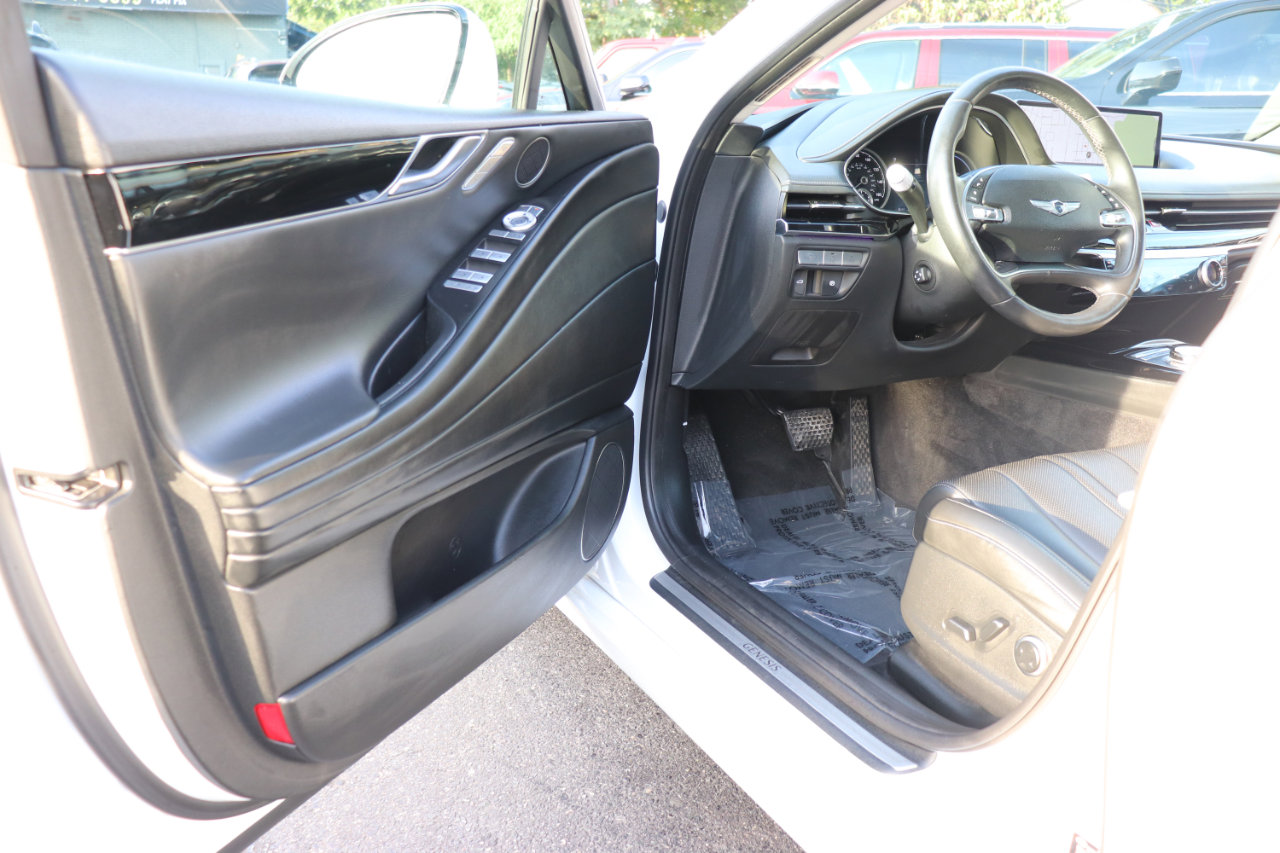 Used 2023 Genesis G80 2.5T image 10