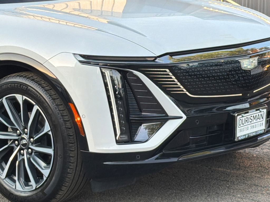 Used 2024 Cadillac Lyriq Sport w/ LPO, Floor Liner Package image 5