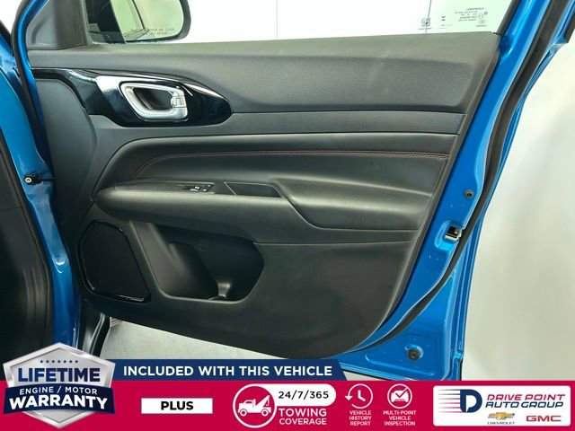 Used 2025 Jeep Compass Trailhawk image 26