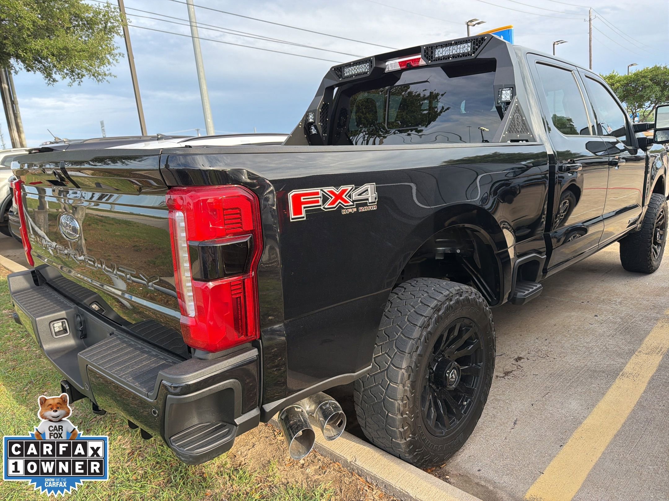 Used 2024 Ford F250 Lariat w/ Sport Appearance Package image 6