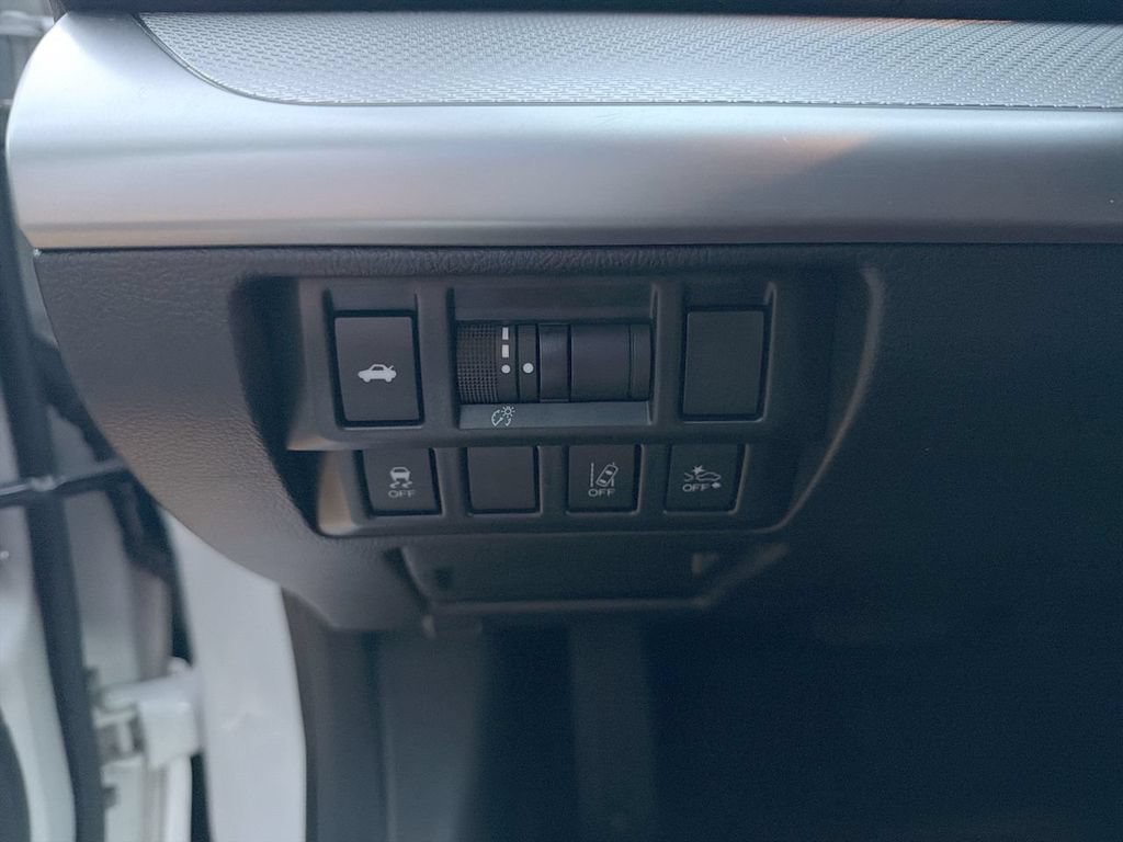 Used 2019 Subaru Legacy 2.5i Premium AWD/4WD image 17