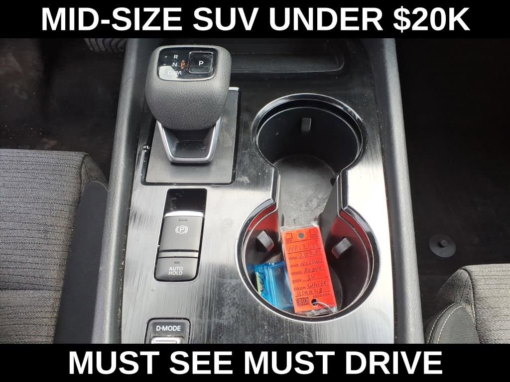 Used 2023 Nissan Rogue SV image 27