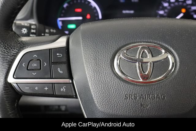 Used 2024 Toyota Sienna XLE AWD/4WD image 8