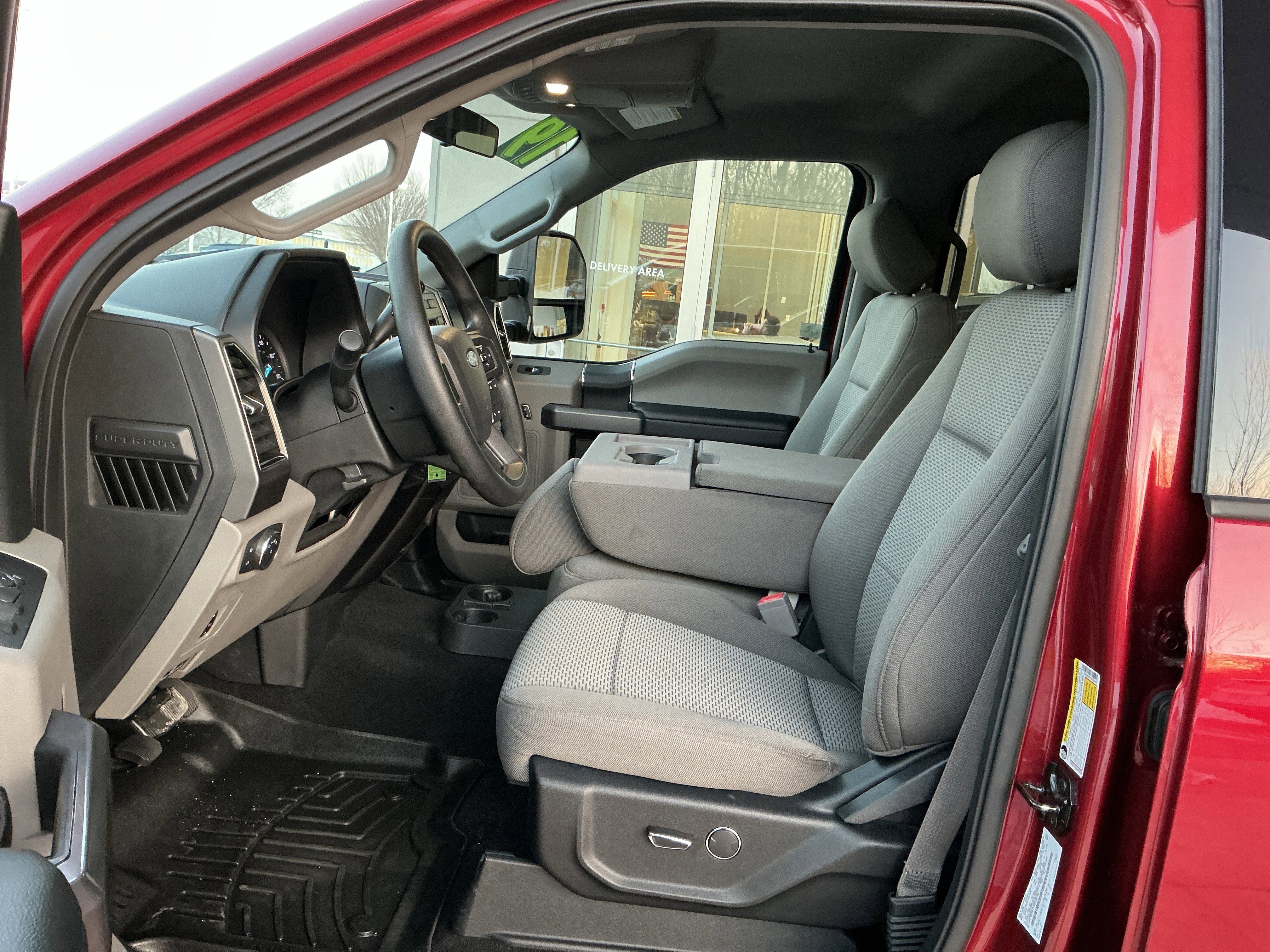 Used 2019 Ford F250 XLT w/ XLT Value Package image 7