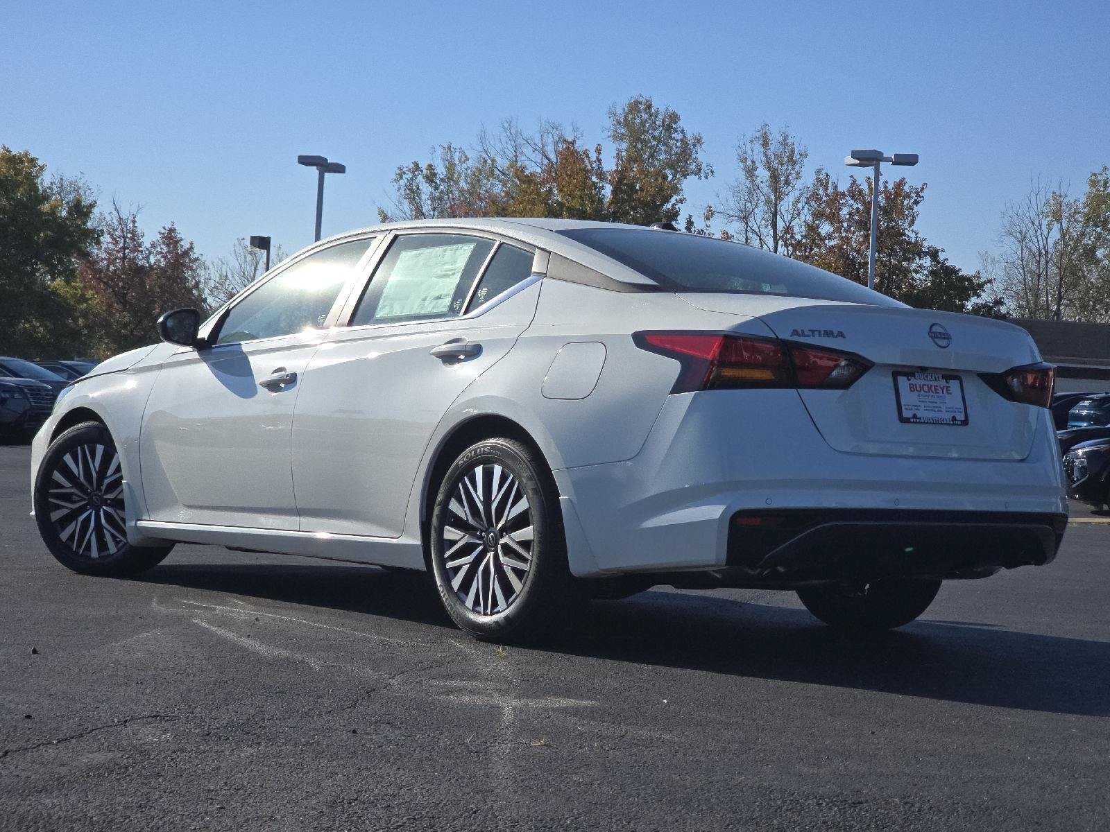 New 2026 Nissan Altima 2.5 SV FWD image 9